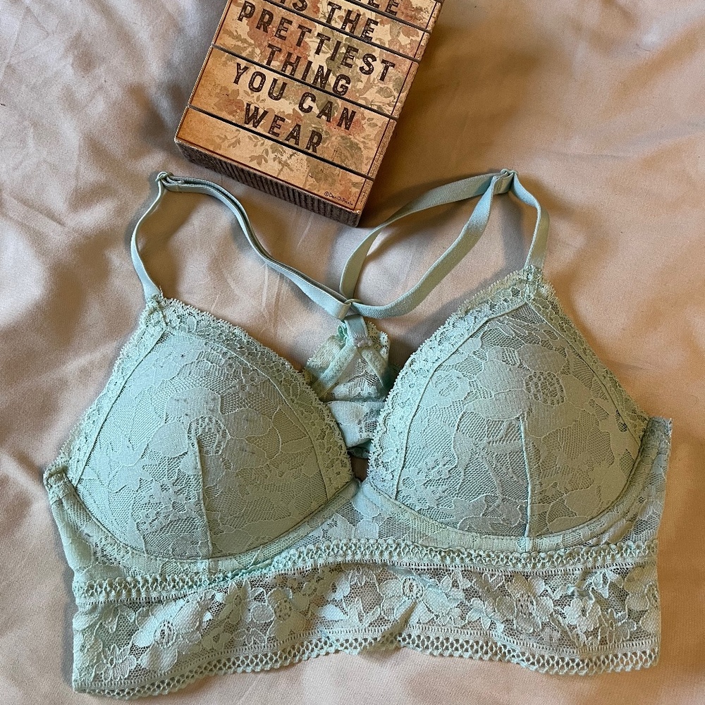 Victoria secret lace bra light green
